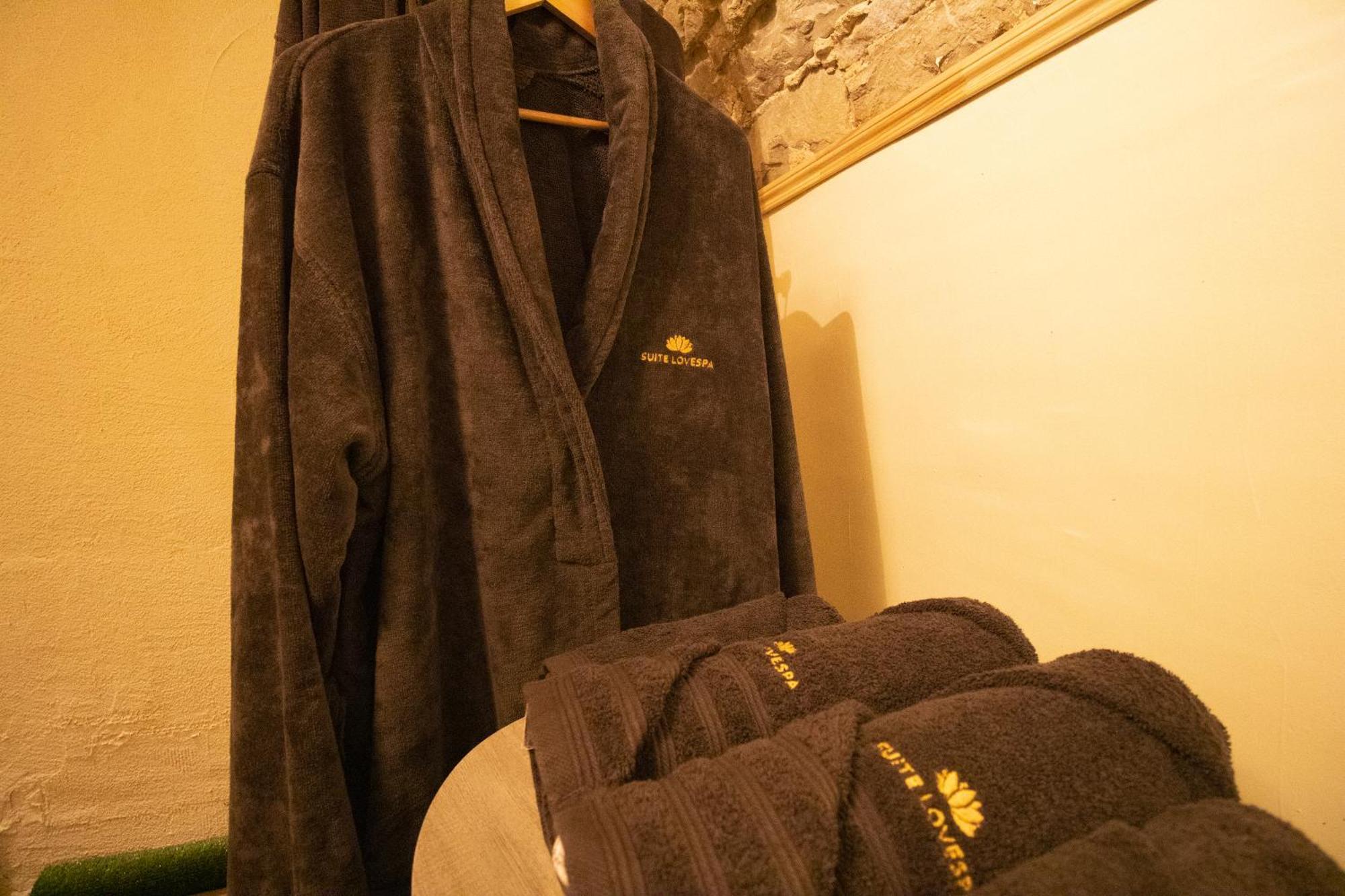 Suite Lovespa Coligny Экстерьер фото